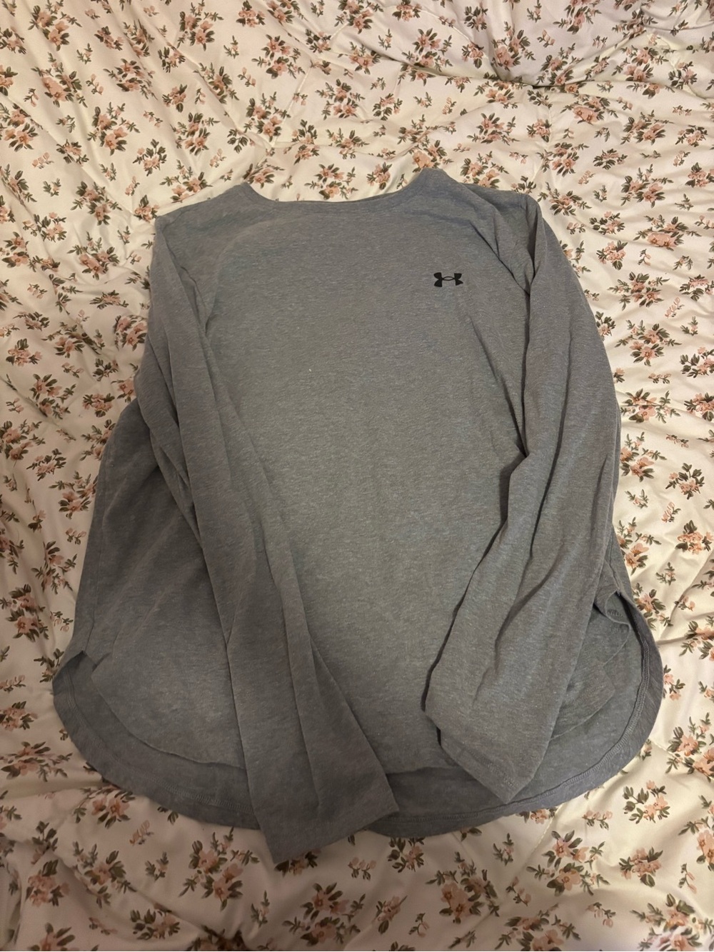Under Armour Charcoal Gray Heather Long Sleeve Shirt